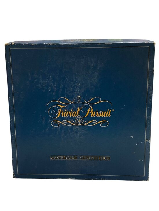 Trivial Pursuit Other - Trivial Pursuit Master Game Genus Edition Board Game Complete Set